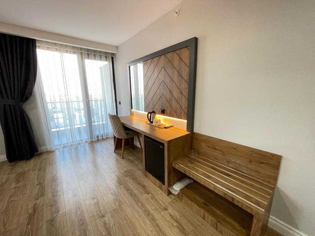 Grand Nergiz Otel Анталия Екстериор снимка