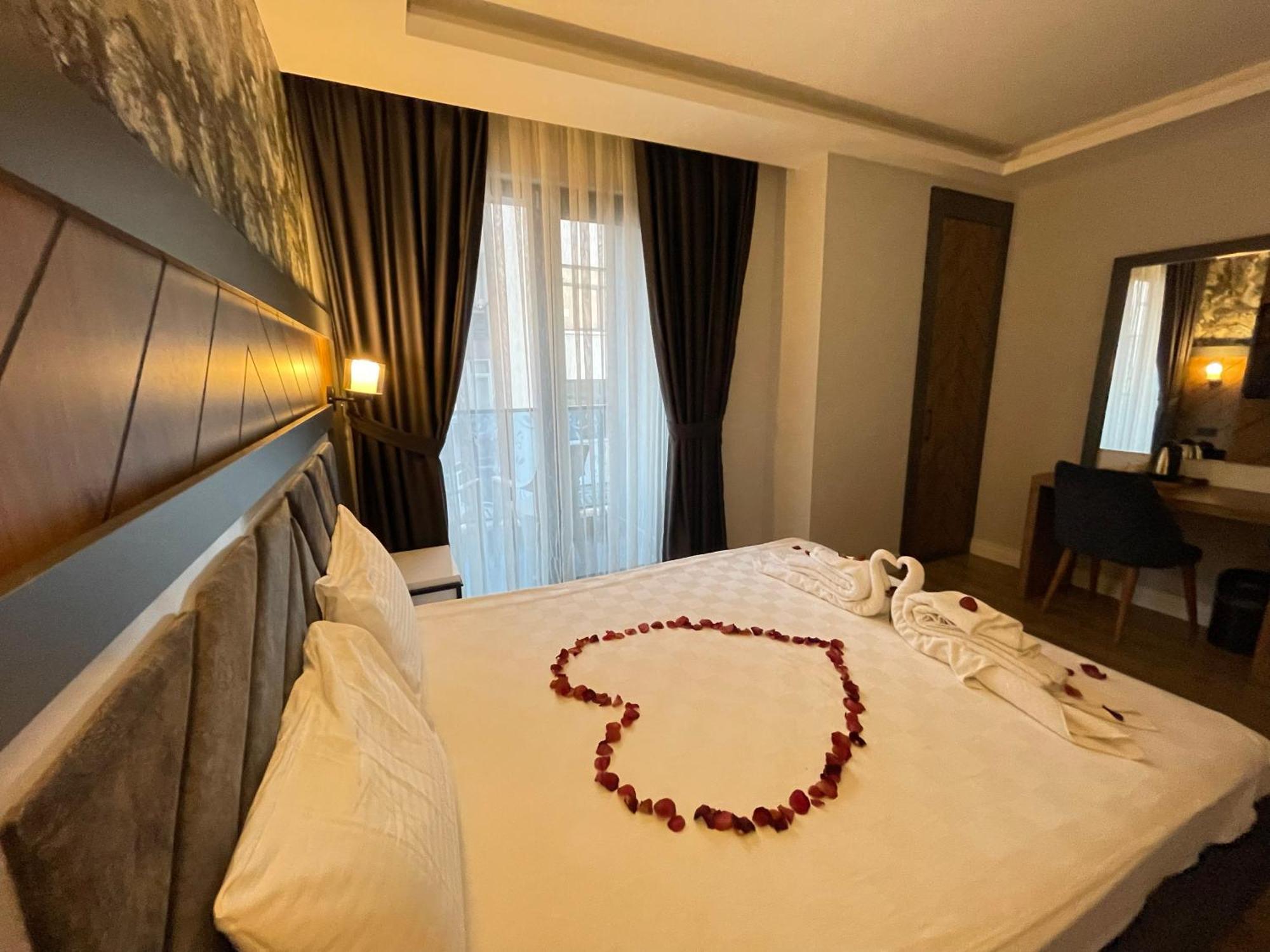 Grand Nergiz Otel Анталия Стая снимка